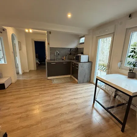 Cosy Dans Maison A Neudorf Proche Centre Avec Terrasse * 斯特拉斯堡